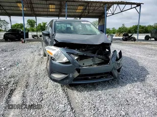 2016 Nissan Versa S with VIN 3N1CN7AP0GL885223, listed as a Copart auction lot 61551645 with 181,478 mi miles and Salvage title. Bid and sale history available at DreamBid. Image 13.