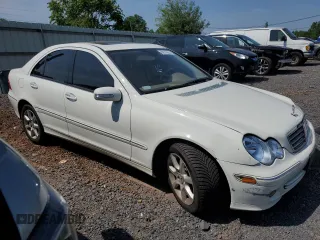2007 Mercedes-Benz C 280 Luxury z VIN WDBRF92H67F923814, wystawiony jako Copart lot #60515625 z przebiegiem 87 502 mil mil oraz Szkoda całkowita • Salvage title. Historia ofert i sprzedaży dostępna na DreamBid. Obrazek 4.