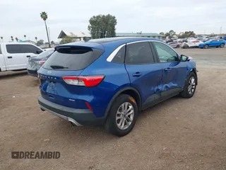 2022 Ford Escape SE with VIN 1FMCU9G69NUA71547, listed as a IAAI auction lot 41731172 with 36,273 mi miles and . Bid and sale history available at carsss.com. Image 4.