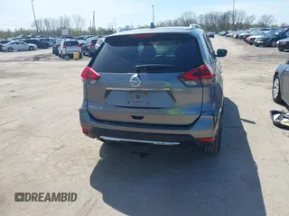 2018 Nissan Rogue SV z VIN KNMAT2MV6JP569246, wystawiony jako IAAI lot #42085827 z przebiegiem 143 364 mil mil oraz . Historia ofert i sprzedaży dostępna na DreamBid. Obrazek 16.