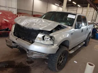2005 Ford F-150 XLT with VIN 1FTPW14535FB22767, listed as a IAAI auction lot 41880025 with 1 mi miles. Bid and sale history available at carsss.com. Image 2.