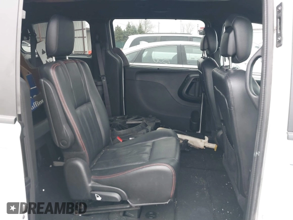 2019 Dodge Grand Caravan GT with VIN 2C4RDGEG3KR511172, listed as a IAAI auction lot 42023269 with 180,229 mi miles and . Bid and sale history available at DreamBid. Image 8.