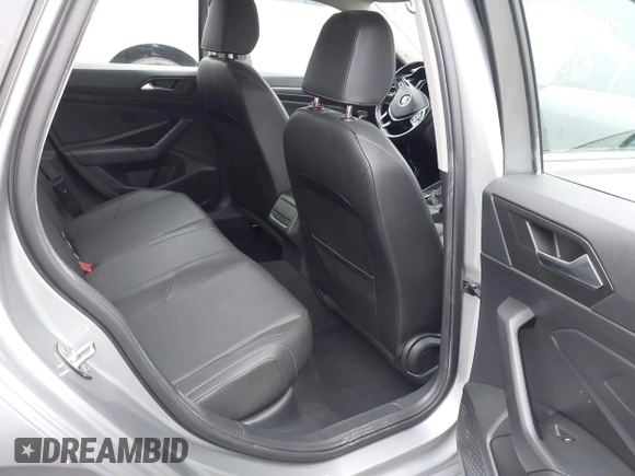 2019 Volkswagen Jetta SEL with VIN 3VWEB7BUXKM199094, listed as a IAAI auction lot 41083949 with 38,083 mi miles and . Bid and sale history available at DreamBid. Image 8.