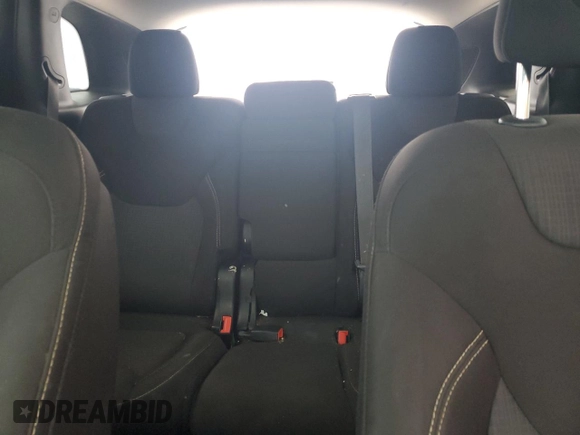 2015 Jeep Cherokee North with VIN 1C4PJMCS1FW582132, listed as a Copart auction lot 82972524 with 196,334 mi miles and Clean Title. Bid and sale history available at carsss.com. Image 10.