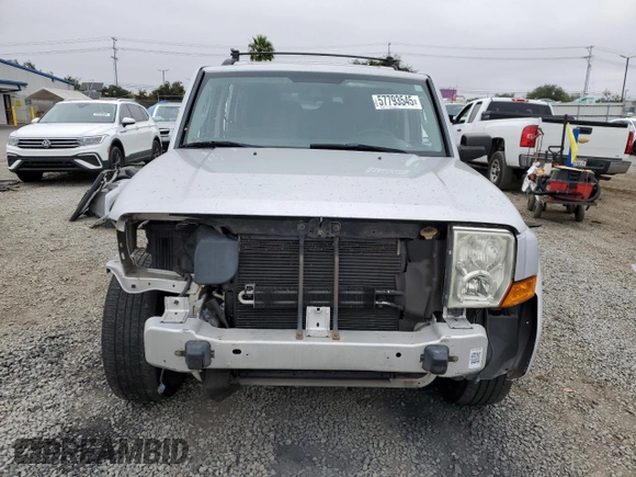 2010 Jeep Commander Sport with VIN 1J4RG4GK2AC121821, listed as a Copart auction lot 57793545 with 171,405 mi miles and Salvage title. Bid and sale history available at DreamBid. Image 5.