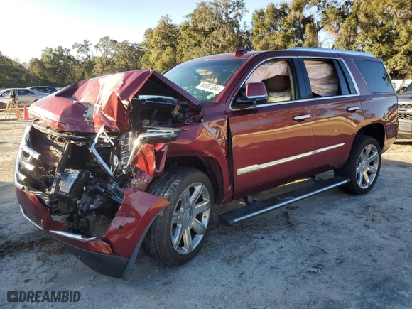 2019 Cadillac Escalade Premium Luxury with VIN 1GYS4CKJ8KR190191, listed as a Copart auction lot 84697364 with 22,182 mi miles and Salvage Title. Bid and sale history available at carsss.com. Image 1.