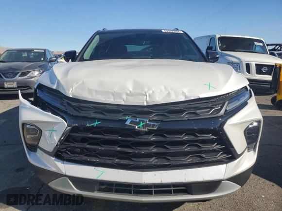 2024 Chevrolet Blazer LT with VIN 3GNKBDR4XRS226026, listed as a Copart auction lot 85322694 with 4,581 mi miles and Salvage title. Bid and sale history available at DreamBid. Image 5.