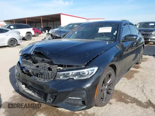 2021 BMW 3 Series 330i z VIN 3MW5R1J05M8B84800, wystawiony jako IAAI lot #41818906 z przebiegiem Nie podano mil oraz . Historia ofert i sprzedaży dostępna na DreamBid. Obrazek 17.
