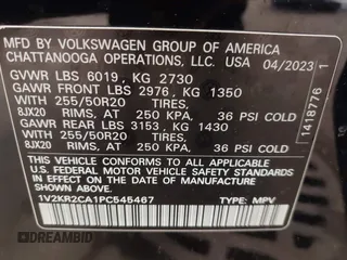2023 Volkswagen Atlas SE с VIN 1V2KR2CA1PC545467, выставлен на аукционе IAAI как лот 42485832 с пробегом 45 315 миль миль и . История ставок и продаж доступна на DreamBid. Изображение 9.