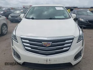 2019 Cadillac XT5 Luxury FWD z VIN 1GYKNCRSXKZ286643, wystawiony jako IAAI lot #42129213 z przebiegiem 87 091 mil mil oraz . Historia ofert i sprzedaży dostępna na DreamBid. Obrazek 12.
