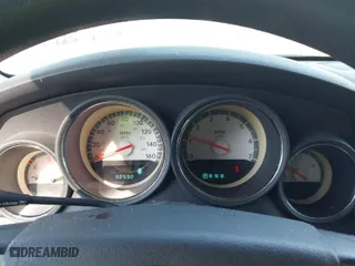 2008 Dodge Charger with VIN 2B3KA43G88H138772, listed as a IAAI auction lot 42001065 with 92,592 mi miles. Bid and sale history available at carsss.com. Image 7.
