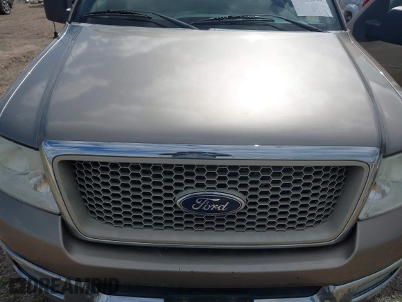 2005 Ford F-150 XLT with VIN 1FTPW14585FB15913, listed as a IAAI auction lot 42134300 with 234,597 mi miles. Bid and sale history available at carsss.com. Image 6.