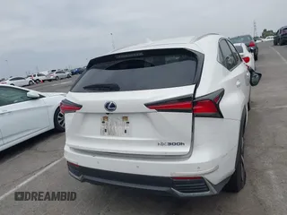 2021 Lexus NX 300h z VIN JTJGJRDZ4M5013557, wystawiony jako IAAI lot #42403324 z przebiegiem 109 568 mil mil oraz . Historia ofert i sprzedaży dostępna na DreamBid. Obrazek 16.