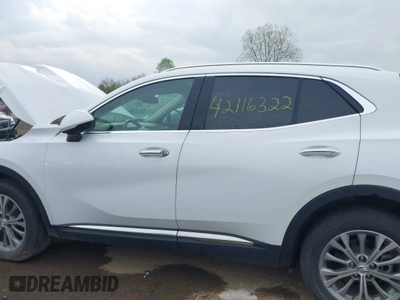 2022 Buick Envision Preferred with VIN LRBAZLR44ND126457, listed as a IAAI auction lot 42116322 with 21,450 mi miles and . Bid and sale history available at carsss.com. Image 15.