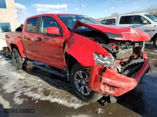 2019 Chevrolet Colorado 4WD Z71 with VIN 1GCGTDEN5K1239977, listed as a Copart auction lot 87860595 with 131,101 mi miles and Salvage Title. Bid and sale history available at carsss.com. Image 4.