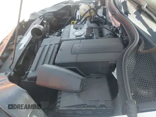 2017 Volkswagen Tiguan Wolfsburg Edition z VIN WVGRV7AX8HK019775, wystawiony jako IAAI lot #42571018 z przebiegiem 74 524 mil mil oraz . Historia ofert i sprzedaży dostępna na DreamBid. Obrazek 19.