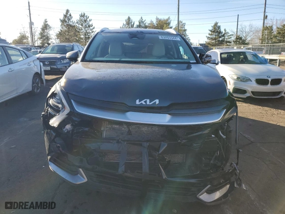 2024 Kia Sportage EX with VIN 5XYK3CDF1RG169001, listed as a Copart auction lot 83203344 with 10,771 mi miles and Salvage Title. Bid and sale history available at carsss.com. Image 5.