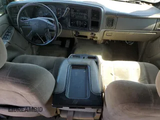 2005 Chevrolet Avalanche LS with VIN 3GNEC12Z65G128462, listed as a Copart auction lot 50082935 with 221,440 mi miles and Salvage title. Bid and sale history available at DreamBid. Image 8.