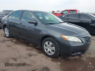 2007 Toyota Camry CE z VIN 4T1BE46K17U178007, wystawiony jako IAAI lot #41995817 z przebiegiem 140 405 mil mil oraz . Historia ofert i sprzedaży dostępna na DreamBid. Obrazek 1.