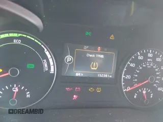 2018 Kia Optima Hybrid Premium with VIN KNAGT4LE7J5023233, listed as a IAAI auction lot 41276207 with 152,381 mi miles. Bid and sale history available at carsss.com. Image 7.