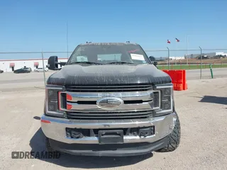 2018 Ford F-250 XL z VIN 1FT7W2BT4JEB37494, wystawiony jako IAAI lot #41866317 z przebiegiem 170 930 mil mil oraz . Historia ofert i sprzedaży dostępna na DreamBid. Obrazek 12.