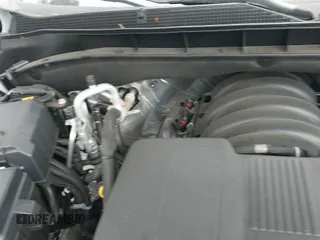 2024 Chevrolet Tahoe Z71 z VIN 1GNSKPKD6RR415433, wystawiony jako IAAI lot #42432671 z przebiegiem 6 633 mil mil oraz . Historia ofert i sprzedaży dostępna na DreamBid. Obrazek 21.