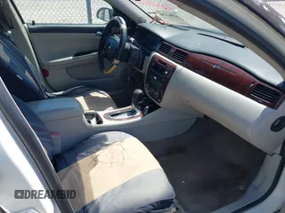 2009 Chevrolet Impala LS with VIN 2G1WB57K391230991, listed as a IAAI auction lot 42063288 with 273,838 mi miles and . Bid and sale history available at DreamBid. Image 5.
