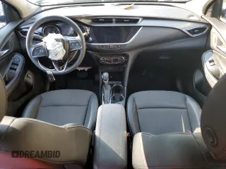 2023 Buick Encore GX Select z VIN KL4MMESL9PB055582, wystawiony jako Copart lot #62452115 z przebiegiem 30 207 mil mil oraz Szkoda całkowita • Salvage title. Historia ofert i sprzedaży dostępna na DreamBid. Obrazek 8.