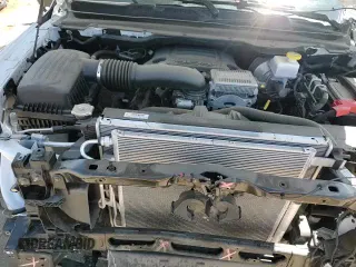 2024 Ram 1500 Tradesman z VIN 1C6SRFGT6RN120703, wystawiony jako Copart lot #53628295 z przebiegiem 10 095 mil mil oraz Szkoda całkowita • Salvage title. Historia ofert i sprzedaży dostępna na DreamBid. Obrazek 13.