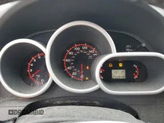 2009 Pontiac Vibe with VIN 5Y2SM67009Z416032, listed as a Copart auction lot 46942865 with 202,848 mi miles and Clean Title. Bid and sale history available at carsss.com. Image 9.