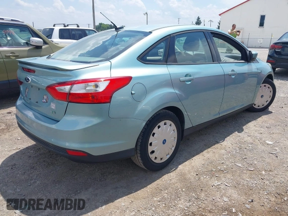 2012 Ford Focus SE with VIN 1FAHP3F2XCL240934, listed as a IAAI auction lot 42673102 with 188,658 mi miles and . Bid and sale history available at DreamBid. Image 4.