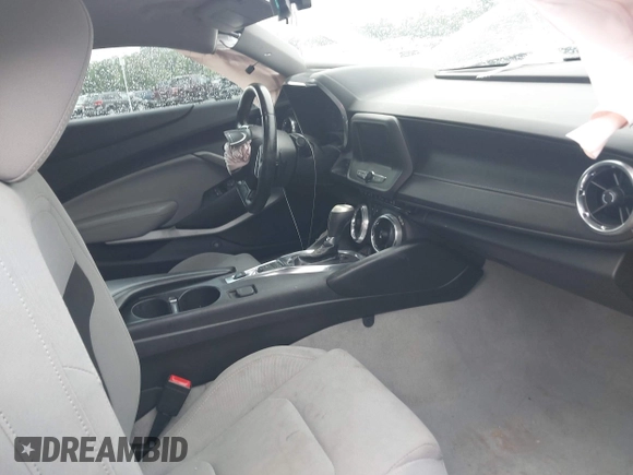 2018 Chevrolet Camaro 1LT with VIN 1G1FB1RS1J0132273, listed as a IAAI auction lot 42245854 with 109,493 mi miles and . Bid and sale history available at DreamBid. Image 5.