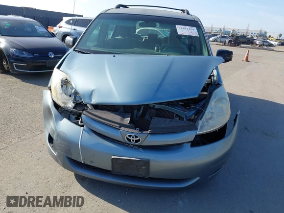 2009 Toyota Sienna CE with VIN 5TDZK23C19S268830, listed as a IAAI auction lot 42032259 with 113,596 mi miles. Bid and sale history available at carsss.com. Image 12.