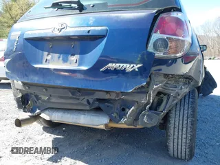 2006 Toyota Matrix STD with VIN 2T1KR32E86C568648, listed as a IAAI auction lot 41875552 with 134,042 mi miles and . Bid and sale history available at carsss.com. Image 15.