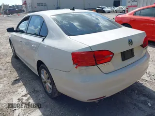 2012 Volkswagen Jetta Sedan SE w/Convenience & Sunroof with VIN 3VWDX7AJ9CM341490, listed as a IAAI auction lot 42147872 with 207,723 mi miles. Bid and sale history available at carsss.com. Image 3.