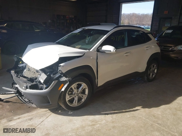 2022 Hyundai Kona SEL with VIN KM8K6CAB0NU884249, listed as a IAAI auction lot 41771599 with 44,197 mi miles. Bid and sale history available at carsss.com. Image 18.