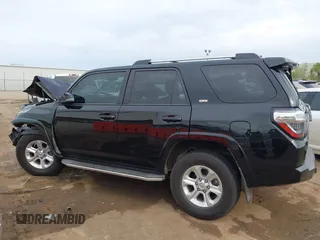 2019 Toyota 4Runner SR5 with VIN JTEBU5JR2K5692979, listed as a IAAI auction lot 42013798 with 219,437 mi miles and . Bid and sale history available at DreamBid. Image 14.