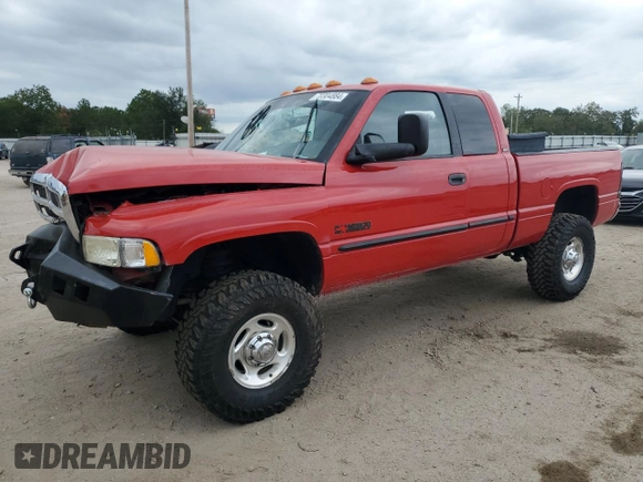 2000 Dodge 2500 with VIN 1B7KF236XYJ100955, listed as a Copart auction lot 70304884 with 250,592 mi miles and Salvage title. Bid and sale history available at DreamBid. Image 1.