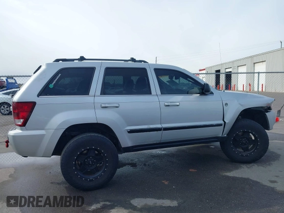 2006 Jeep Grand Cherokee Limited with VIN 1J4HR58N26C184901, listed as a IAAI auction lot 41944409 with 145,097 mi miles. Bid and sale history available at carsss.com. Image 14.