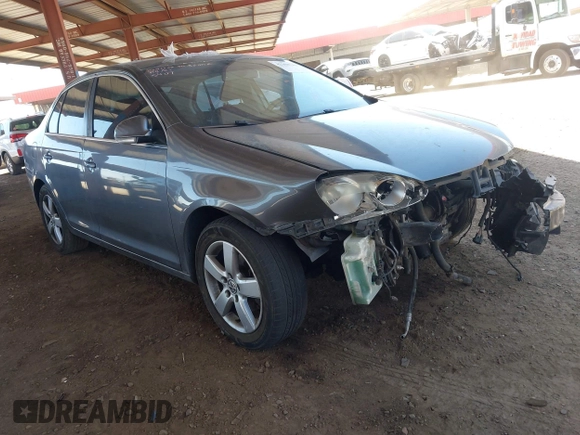 2009 Volkswagen Jetta SE с VIN 3VWRM71K19M055407, выставлен на аукционе IAAI как лот 42308740 с пробегом 201 630 миль миль и . История ставок и продаж доступна на DreamBid. Изображение 1.