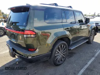2024 Lexus GX 550 Luxury z VIN JTJVBCDX1R5009330, wystawiony jako Copart lot #74141324 z przebiegiem 3 202 mil mil oraz Szkoda całkowita • Salvage title. Historia ofert i sprzedaży dostępna na DreamBid. Obrazek 3.
