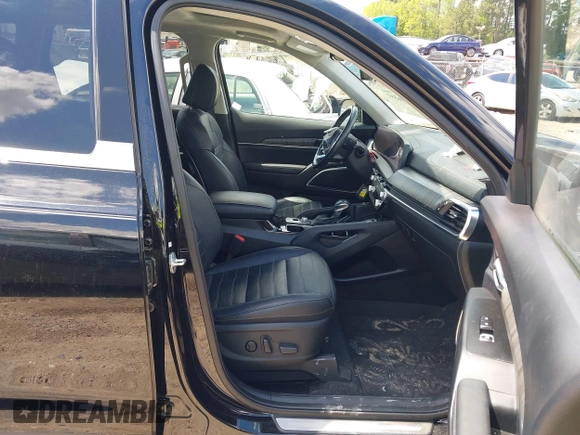 2023 Kia Telluride SX Prestige X-Pro with VIN 5XYP5DGC3PG337368, listed as a IAAI auction lot 42006597 with 34,777 mi miles and . Bid and sale history available at DreamBid. Image 5.