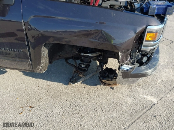 2015 Chevrolet Silverado 1500 LT with VIN 3GCUKREC0FG504717, listed as a IAAI auction lot 41668156 with 79,641 mi miles. Bid and sale history available at carsss.com. Image 6.