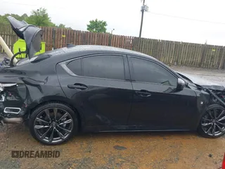 2025 Lexus IS 350 F Sport z VIN JTHGZ1E27S5038205, wystawiony jako IAAI lot #42296351 z przebiegiem 3 771 mil mil oraz . Historia ofert i sprzedaży dostępna na DreamBid. Obrazek 13.