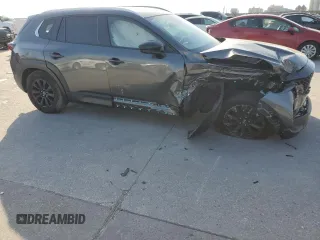 2024 Mazda CX-50 S Preferred z VIN 7MMVABBMXRN228909, wystawiony jako Copart lot #52762125 z przebiegiem Nie podano mil oraz Szkody całkowita. Historia ofert i sprzedaży dostępna na DreamBid. Obrazek 4.