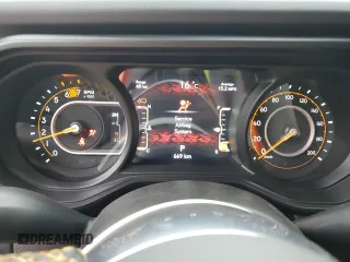 2024 Jeep Wrangler Sahara with VIN 1C4PJXEG5RW345092, listed as a Copart auction lot 59493845 with 669 mi miles and Clean title. Bid and sale history available at DreamBid. Image 9.