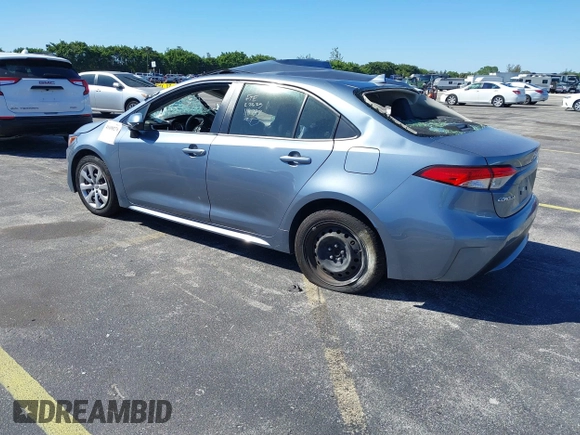 2021 Toyota Corolla LE with VIN JTDEPMAE6MJ118797, listed as a IAAI auction lot 41698276 with 52,673 mi miles. Bid and sale history available at carsss.com. Image 3.