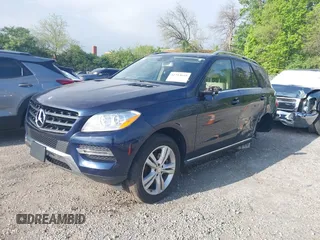 2015 Mercedes-Benz M 350 z VIN 4JGDA5HB1FA554969, wystawiony jako IAAI lot #42214659 z przebiegiem 110 826 mil mil oraz . Historia ofert i sprzedaży dostępna na DreamBid. Obrazek 21.