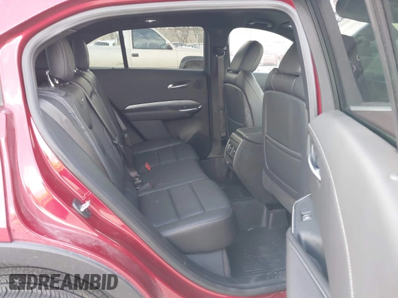 2024 Cadillac XT4 AWD Premium Luxury z VIN 1GYFZDR40RF102464, wystawiony jako IAAI lot #41968335 z przebiegiem 25 676 mil mil oraz . Historia ofert i sprzedaży dostępna na DreamBid. Obrazek 8.
