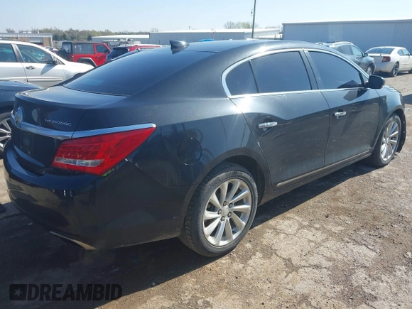 2015 Buick LaCrosse Leather with VIN 1G4GB5G34FF305878, listed as a IAAI auction lot 41972121 with 176,655 mi miles. Bid and sale history available at carsss.com. Image 4.